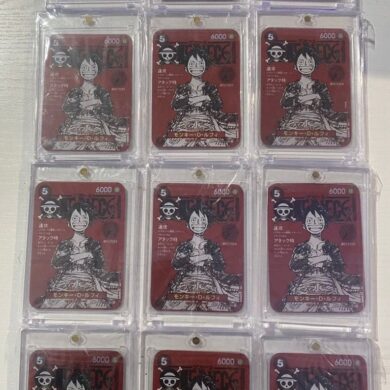 **2025 ONE PIECE JAPANESE MONKEY D. LUFFY MAGAZINE WEEKLY VOL. 20 #ST21-014 LOT 12
